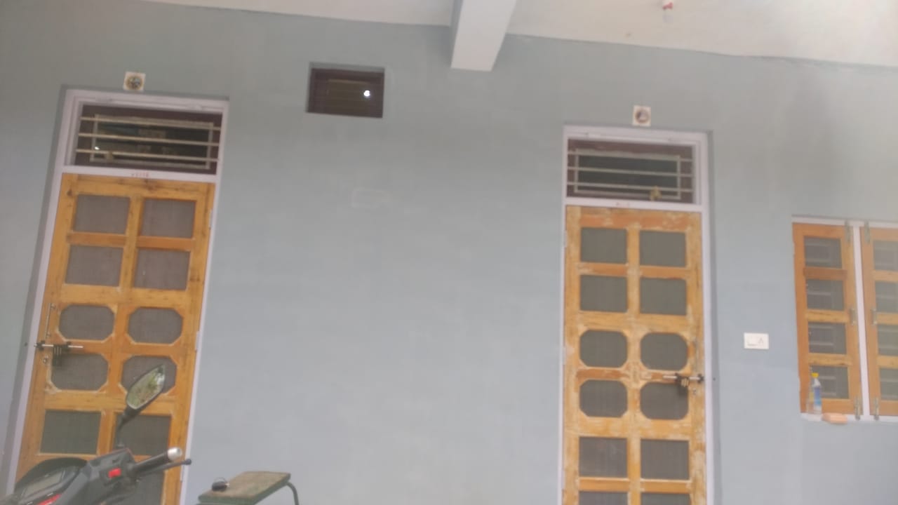 DEEPAK HOME STAY - Tap to explore photos