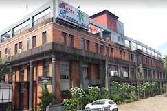 Hotel Breezeland, Changanassery