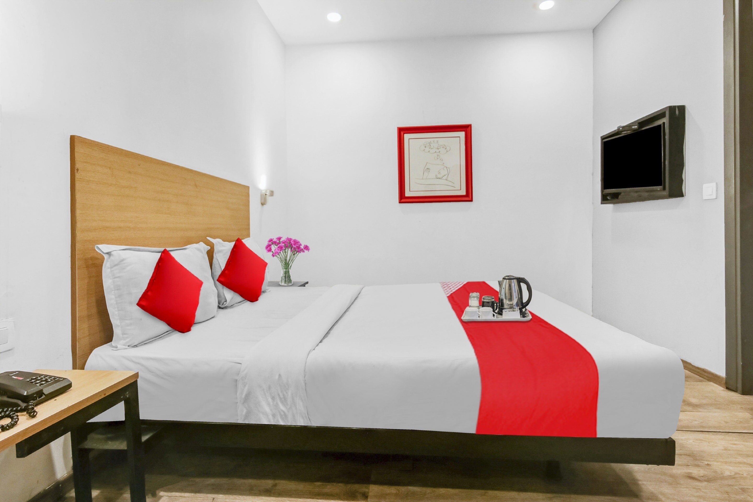Hotel O Rudra Grand Near Chhatarpur Metro Station - Tap to explore photos