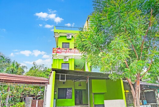 Hotel O New Shan-e-Punjab Veer Restaurant and lodging