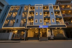 FabHotel The Yashobhumi - Nr. Yashobhoomi Convention Centre, Delhi