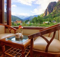 Deluxe Mountain View