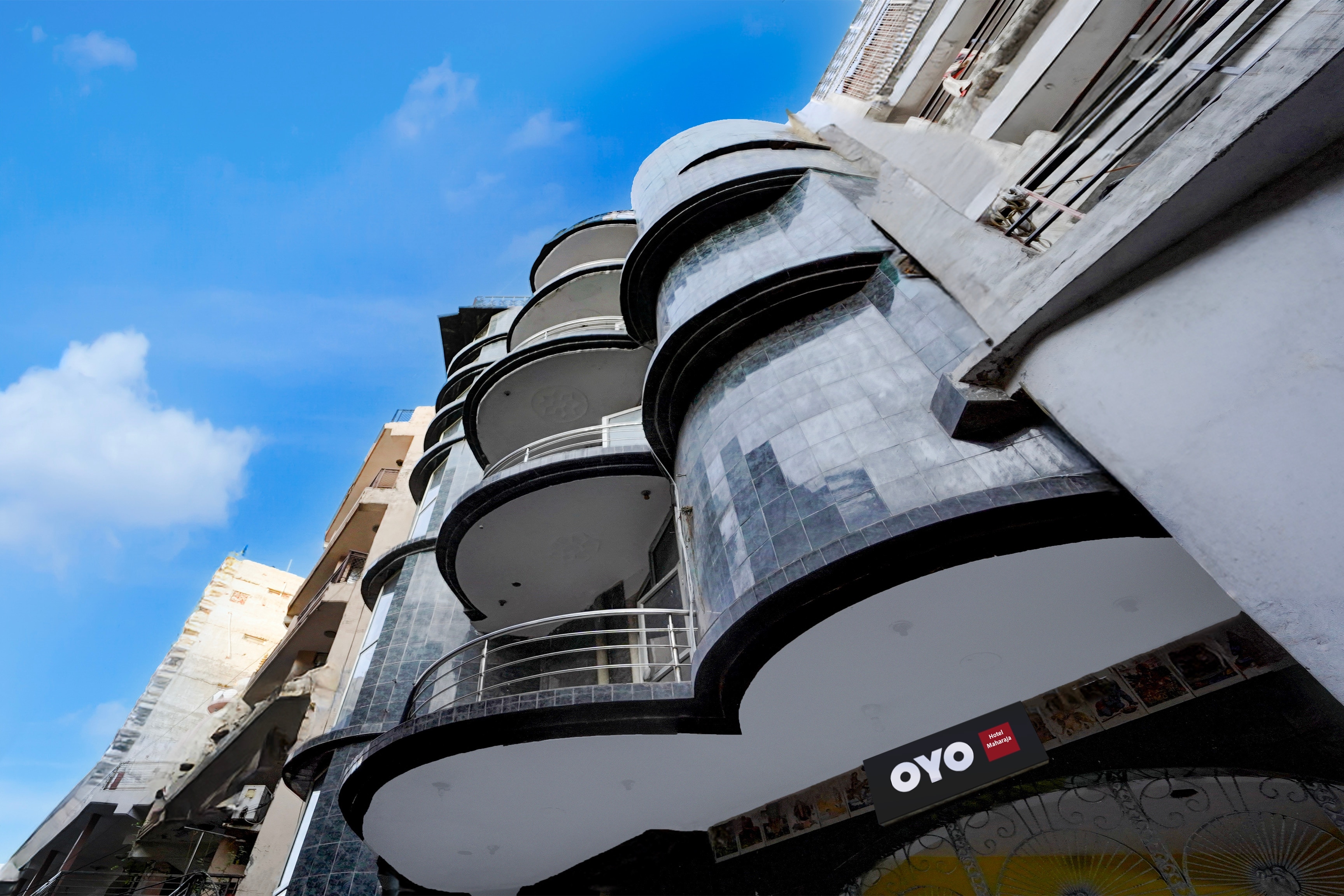 Super Hotel O Maharaja Near By Vinayak Hospital Gali No-5 - Tap to explore photos