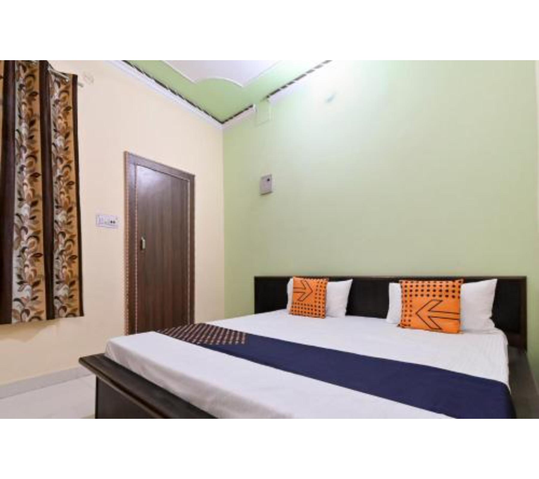Rohtak Rooms - Tap to explore photos