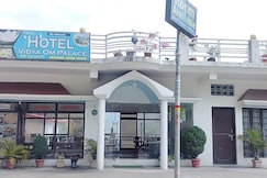 Hotel Vidya Om Palace, Guptkashi