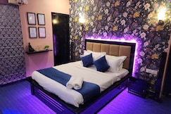 Alorah inn Crimson Manor, Lucknow