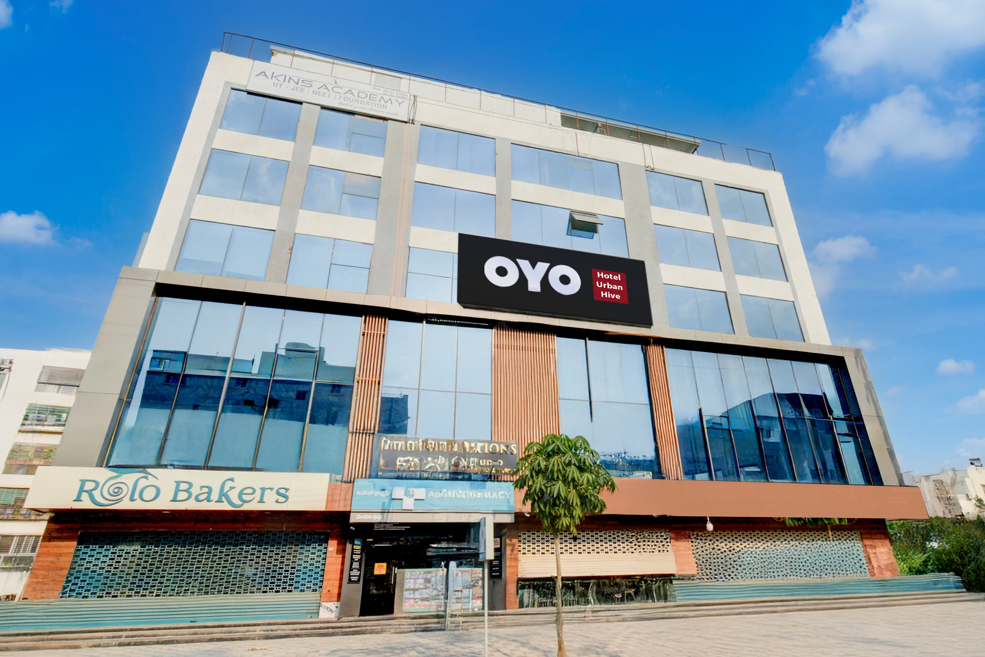 Hotel O URBAN HIVE - Tap to explore photos