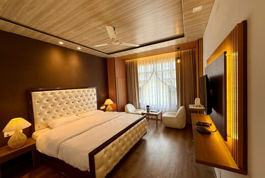 MM Retreat Manali l Near Mall Road