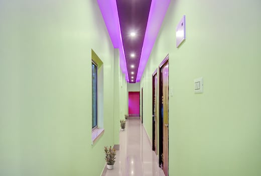 Hotel O Gypsy and Restaurant