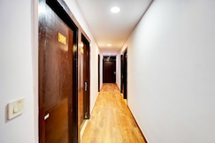 Super Hotel O Golden Inn, Ghaziabad