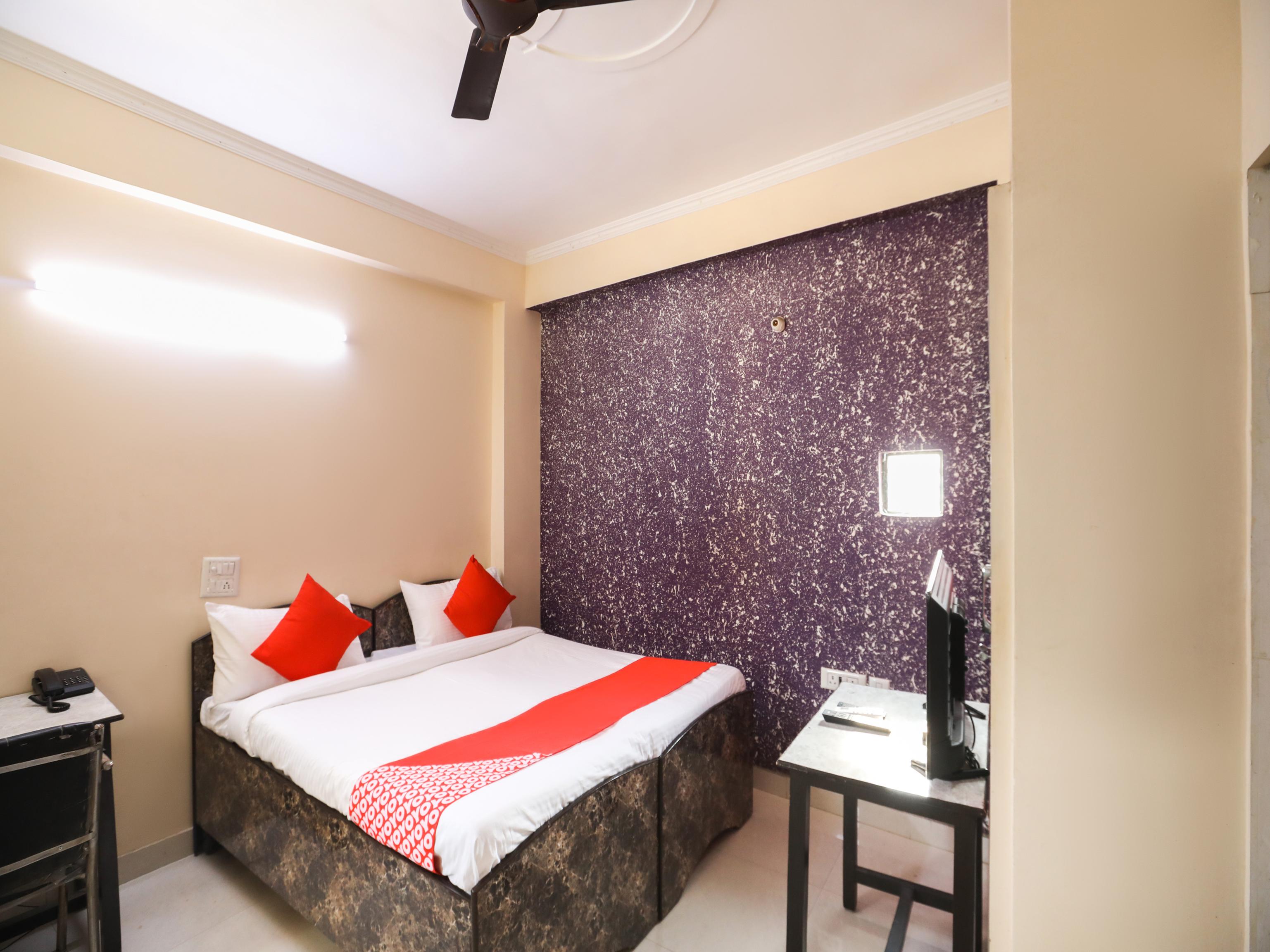 Oyo 69182 Aaradhya Inn Corporate Kolkata Use Code Oyopaynow To