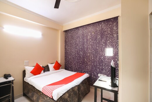 Oyo 69182 Aaradhya Inn Corporate Kolkata Use Code Oyopaynow To