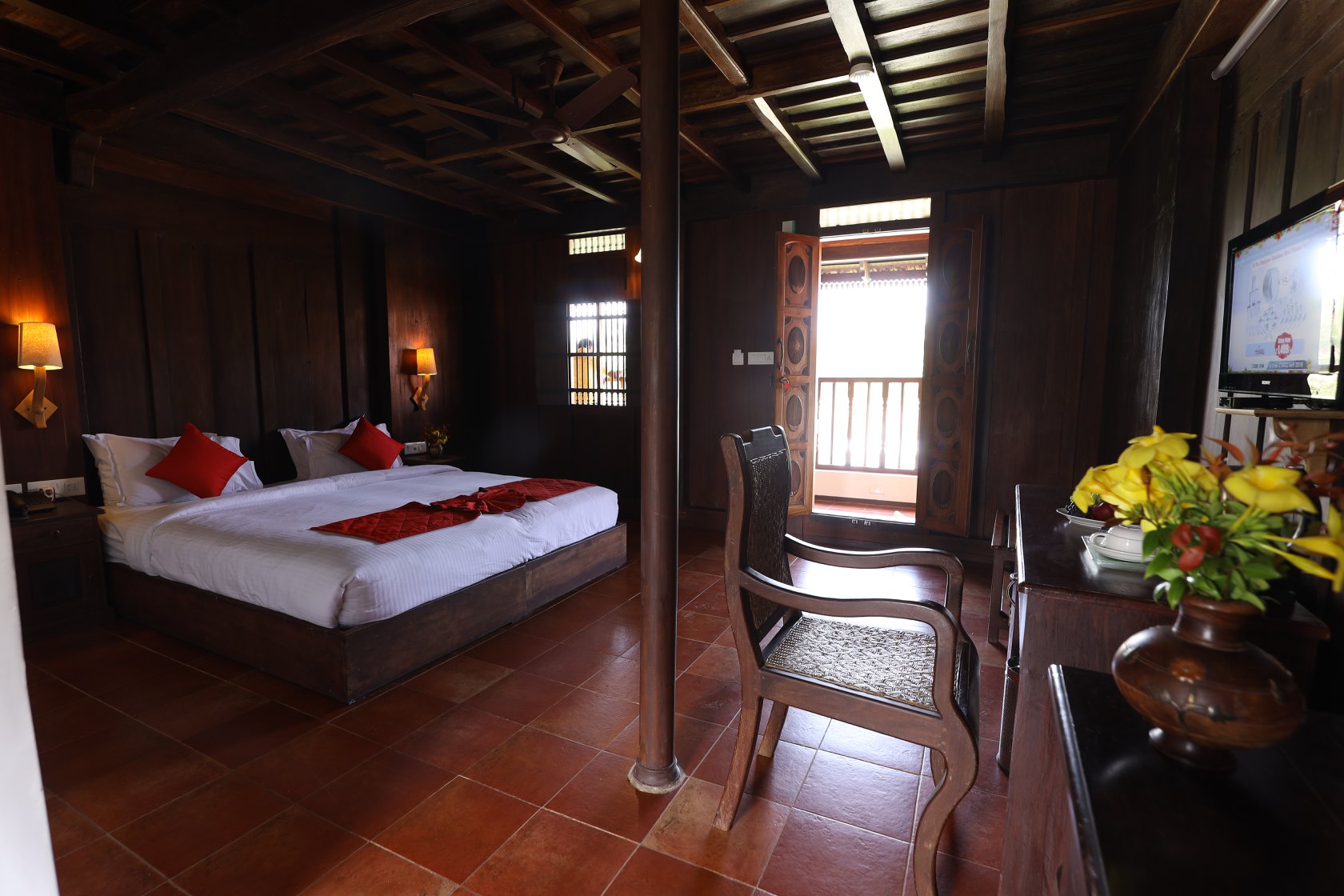 Kumarakom Heritage Resort - Tap to explore photos