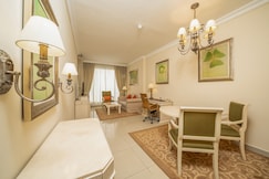 Mercure Dubai Barsha Heights Hotel Suites And Apartments, Dubai
