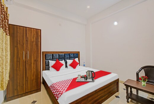 Hotel O Padharo Saa