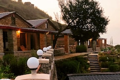 Meraki Huts Homestay | Rooms & Caretaker, Pauri