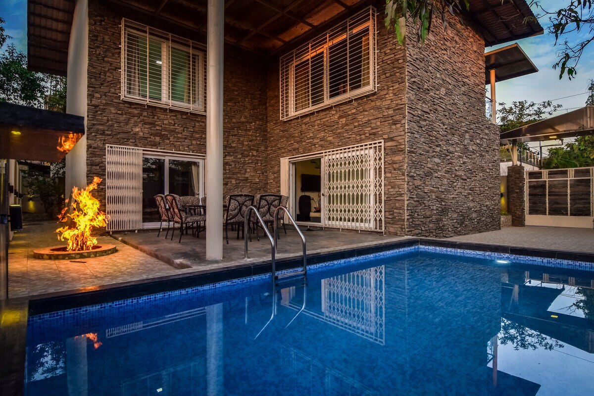 Pamnani Villa Luxury 4BHK by Limestays - Tap to explore photos
