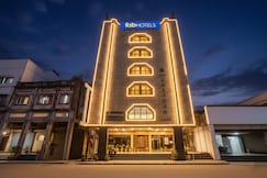 FabHotel Darshan Tower - CA Road, Nagpur