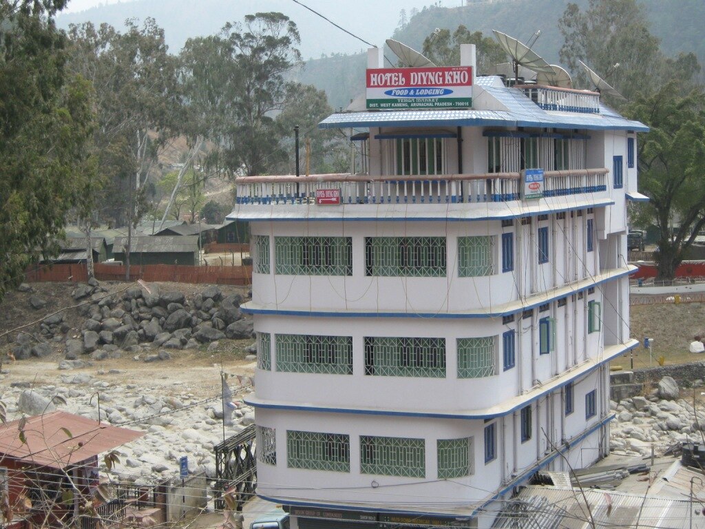 Hotel Diyingkho - Tap to explore photos