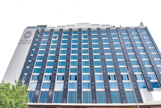 FabHotel The Grand Anukampa With Swimming Pool