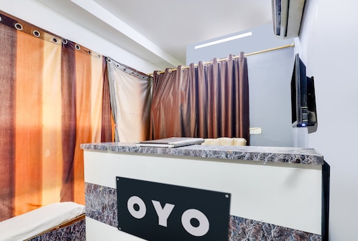 Hotel O Royal Green
