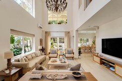 Luxury 5BHK Villa Pvt Pool Siolim, Goa