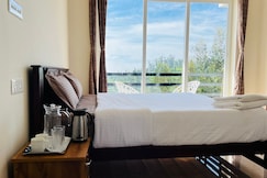 Hide Hillcrest Rooms in a Villa, Ooty