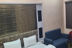 Manglani's lodging and restaurant, Raipur, Chhattisgarh