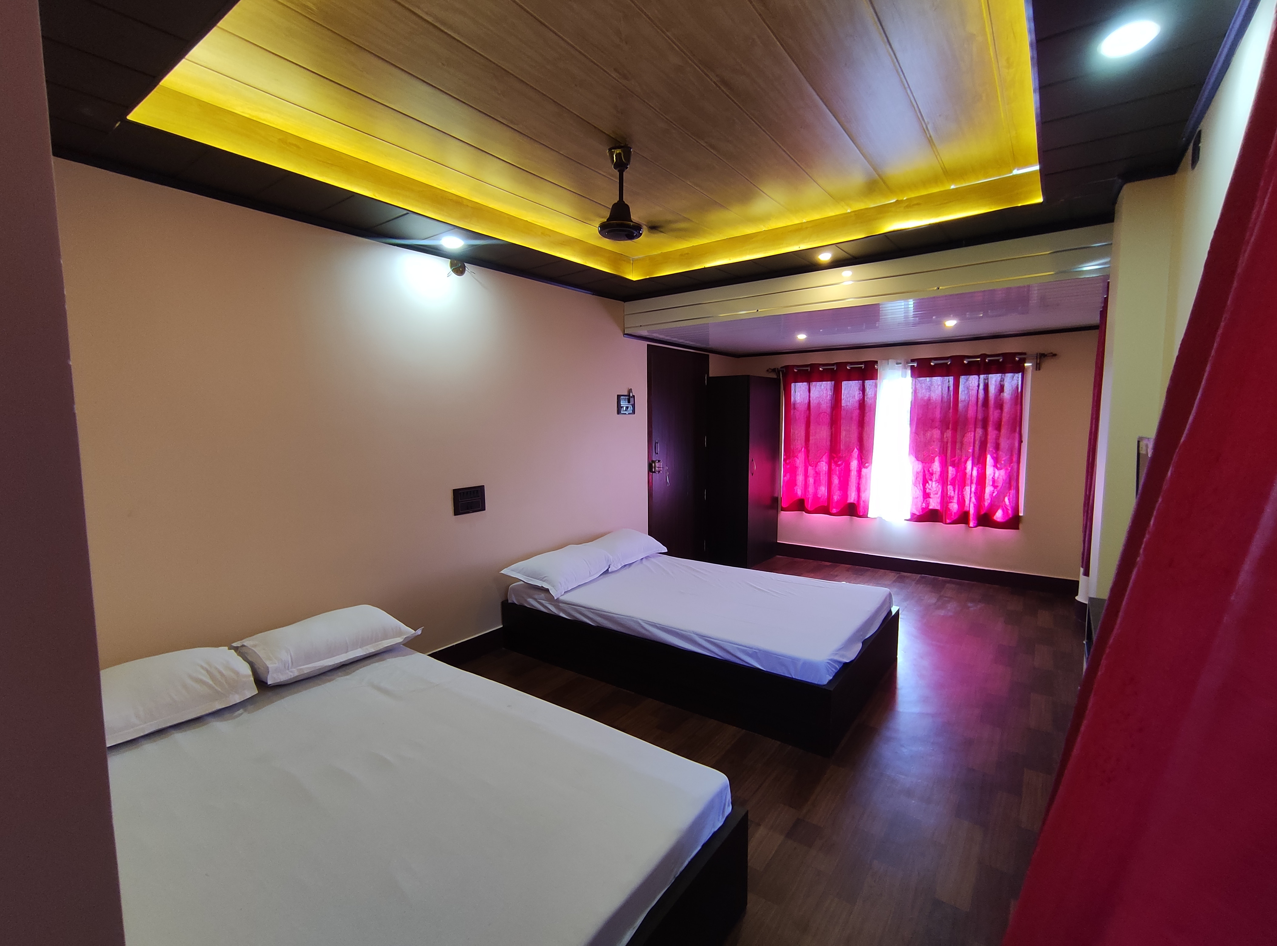 Bonpahari Resort - Tap to explore photos