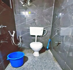 Deluxe Triple AC