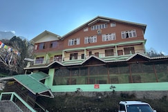 Cliff View Residency, Lachung