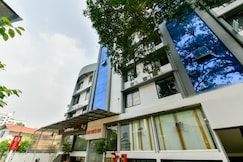 Kaypees Grande, Cochin