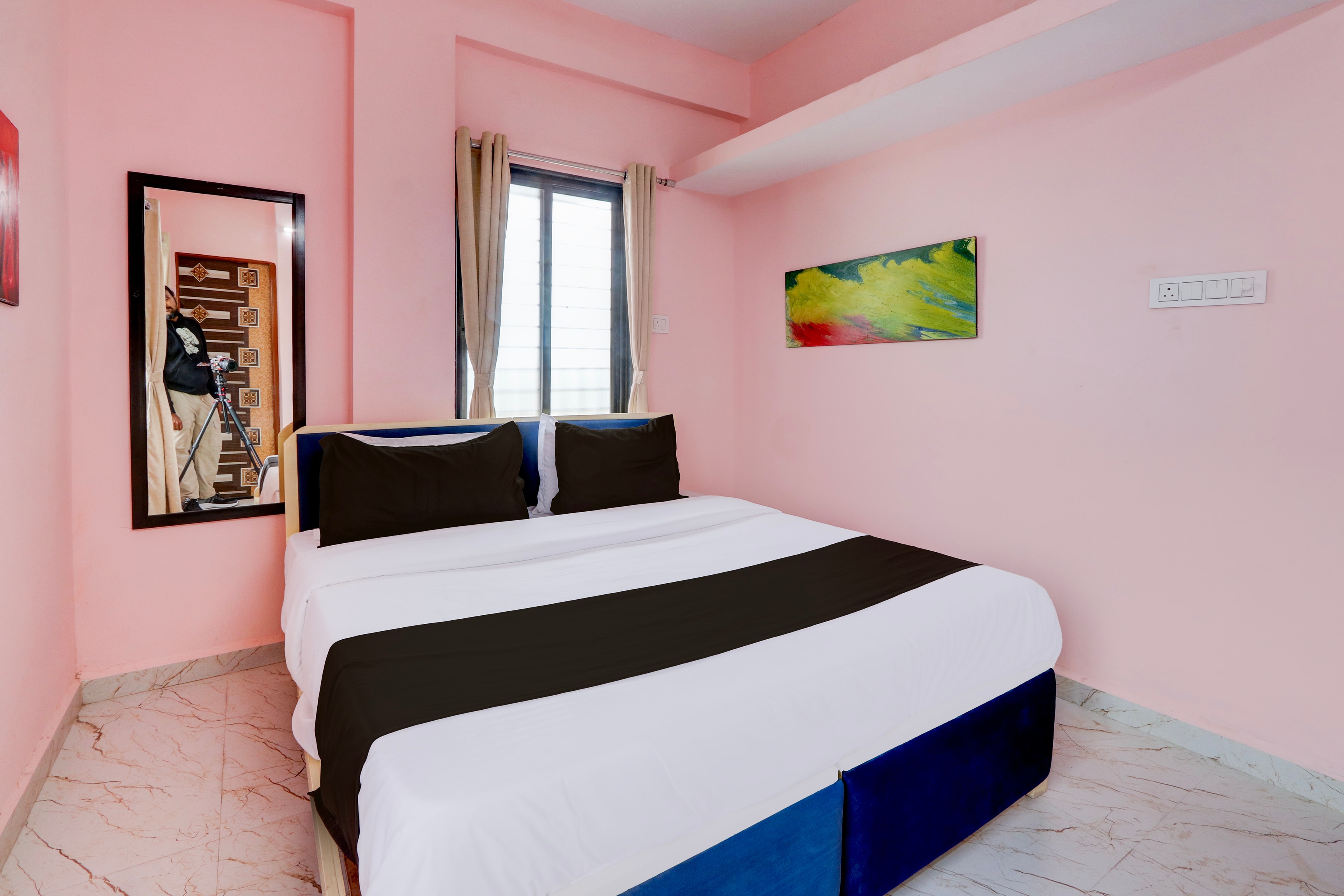 HOTEL O RUNWAY Service Apartment - Tap to explore photos