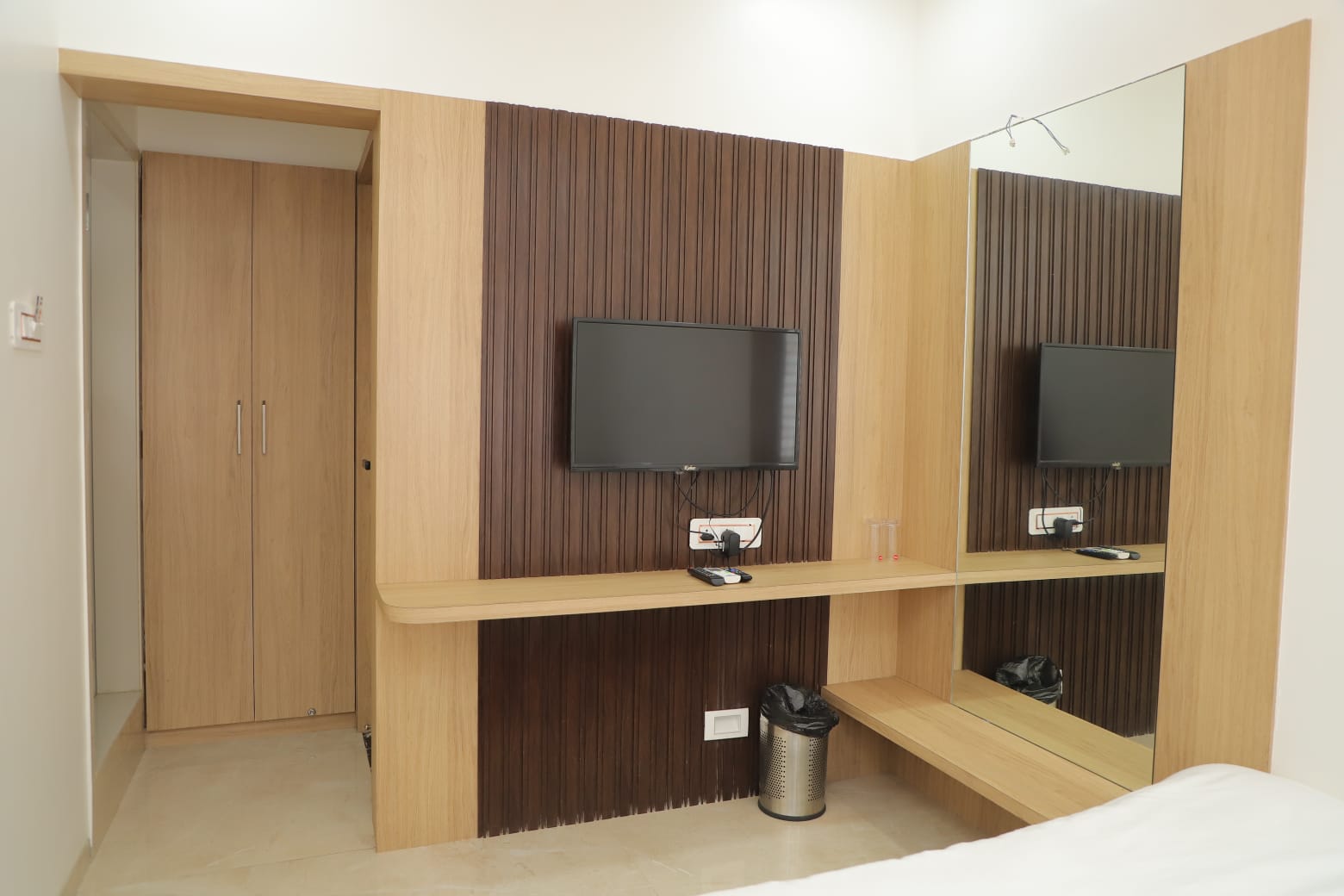 Dwarka Palace Lodging 2