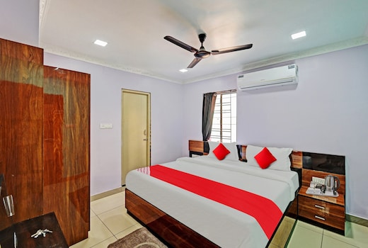 Super Hotel O Hi5 Days Inn Premium
