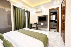 Premier Stays Signature 52, Gurgaon