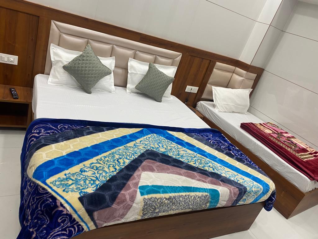 Sonu Luxury Residency - Tap to explore photos