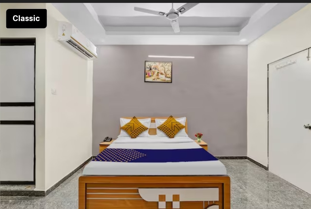 Krishna Guest House - Tap to explore photos