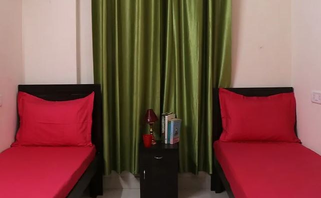 Ali's Ladies Hostel - Tap to explore photos
