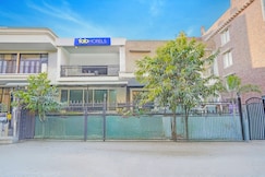 FabHotel HM Residency, Noida