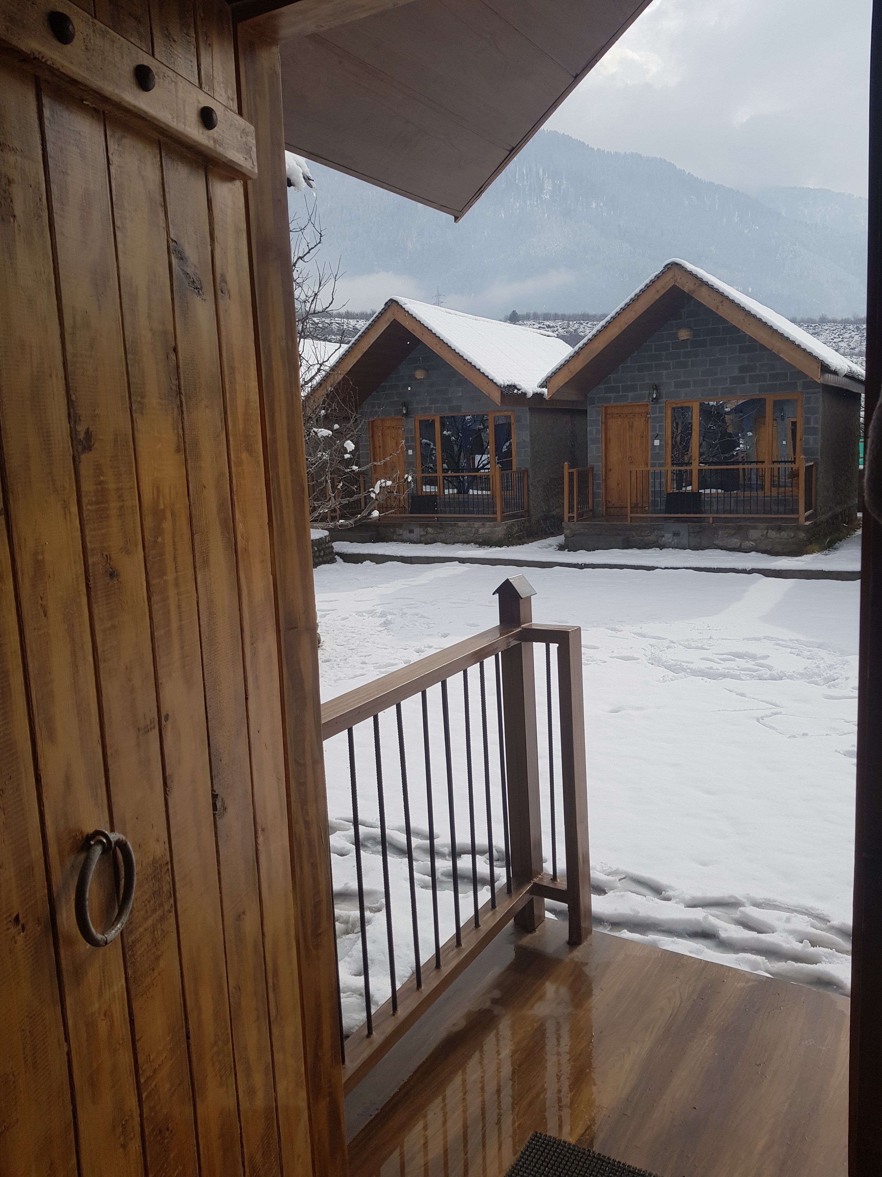Winterfell The Stay Manali Inr 968 Off 4 9 9 9 Price