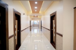 Hotel Pranav Lodging , Ghod