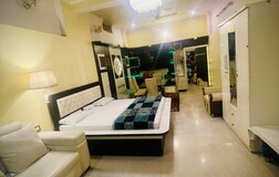 King bedroom
