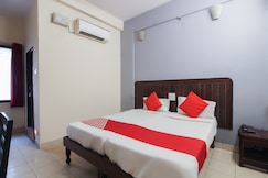 Hotel O Regal Near Paradise Circle, Hyderabad