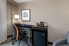 DoubleTree by Hilton Denver Cherry Creek, Denver