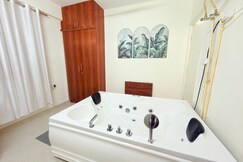 Elegant balcony stay ravet by cayetana, Pune