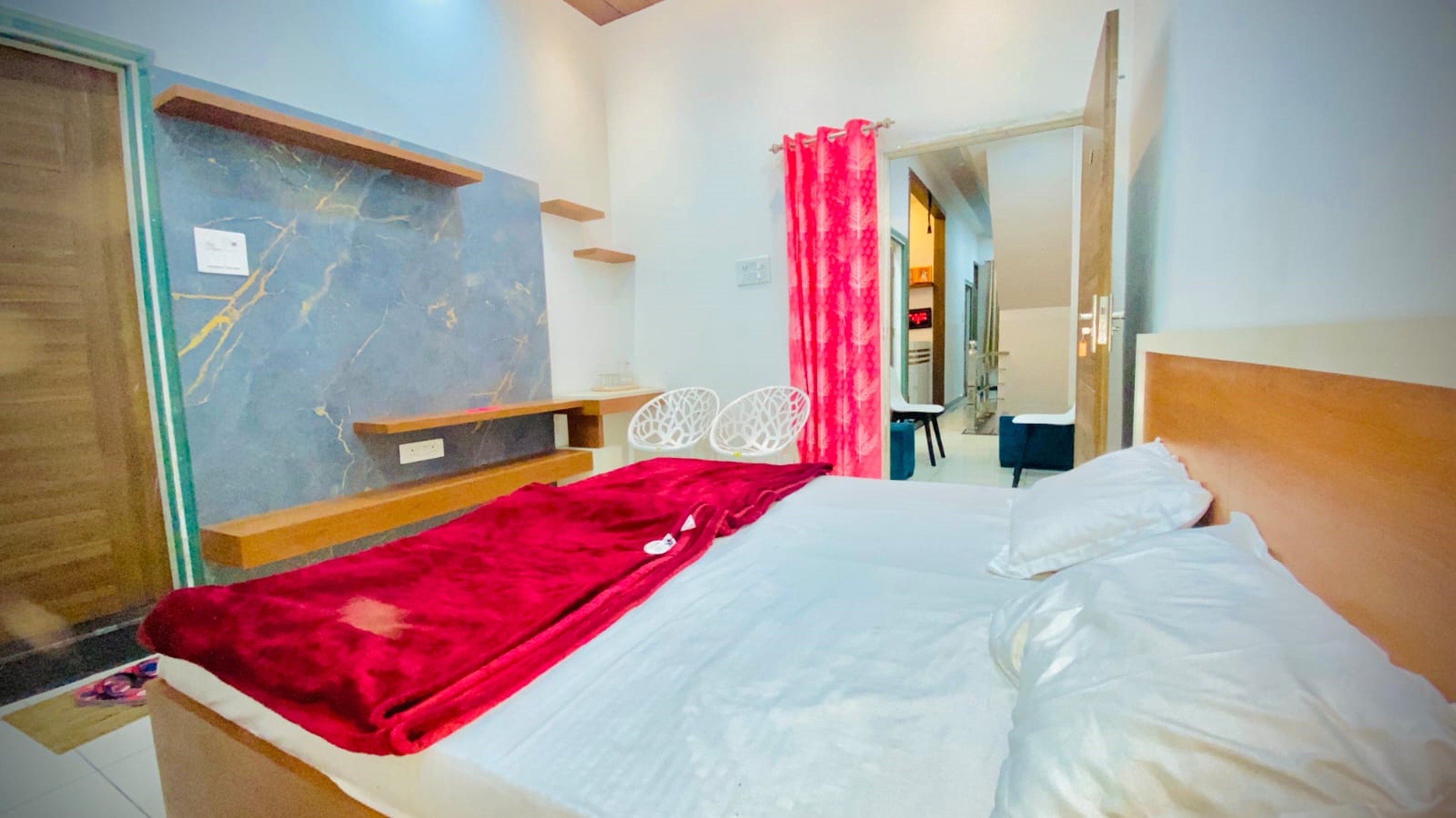HOTEL SHREE G R - Tap to explore photos