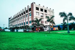 Hotel Chandralok, Amarpatan