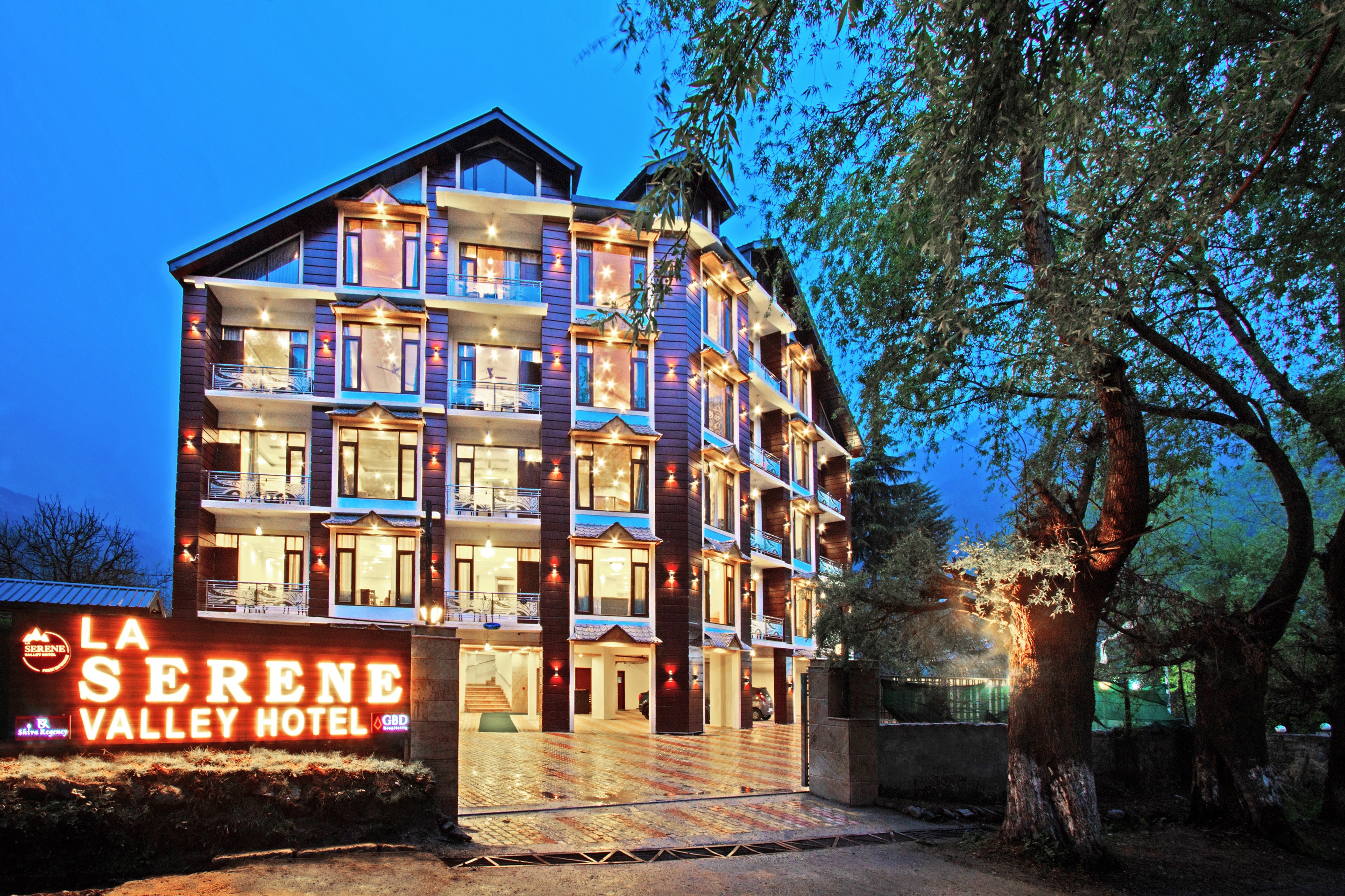 La Serene Valley By DLS Hotels Best Rates on Manali Hotel Deals