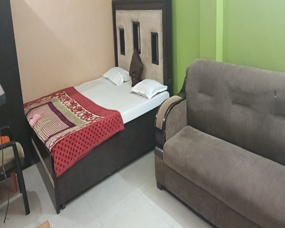 HOTEL PARTH - Tap to explore photos